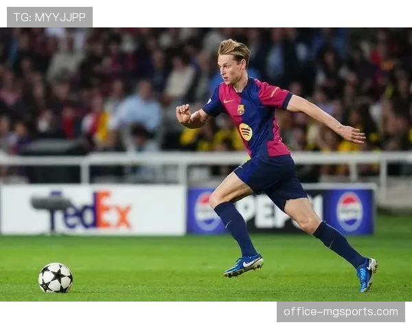 德容收获赛季首球获评9.5分 成为巴萨重返榜首关键先生