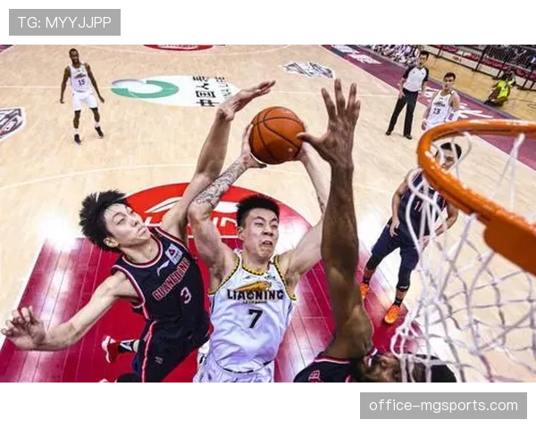 新疆格兰固执用人遭质疑 关键时刻战术布置存争议